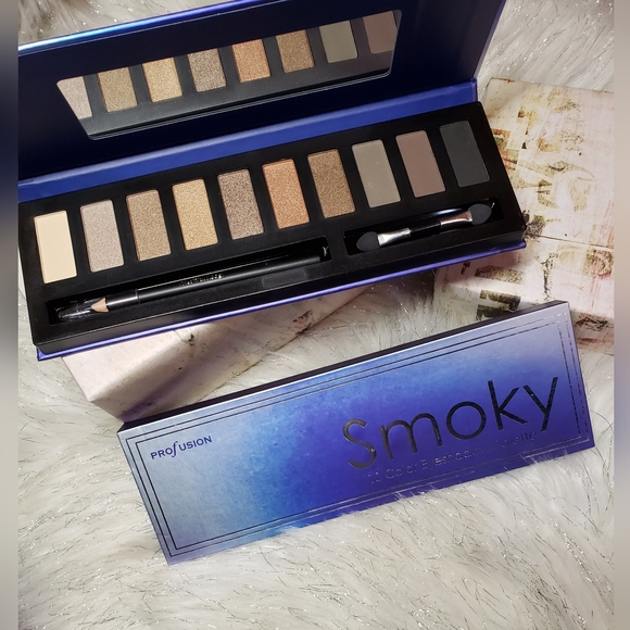 Smoky From Profusion 10 Color Eyeshadow Palette (Blue Cover) - Picture 2 of 3